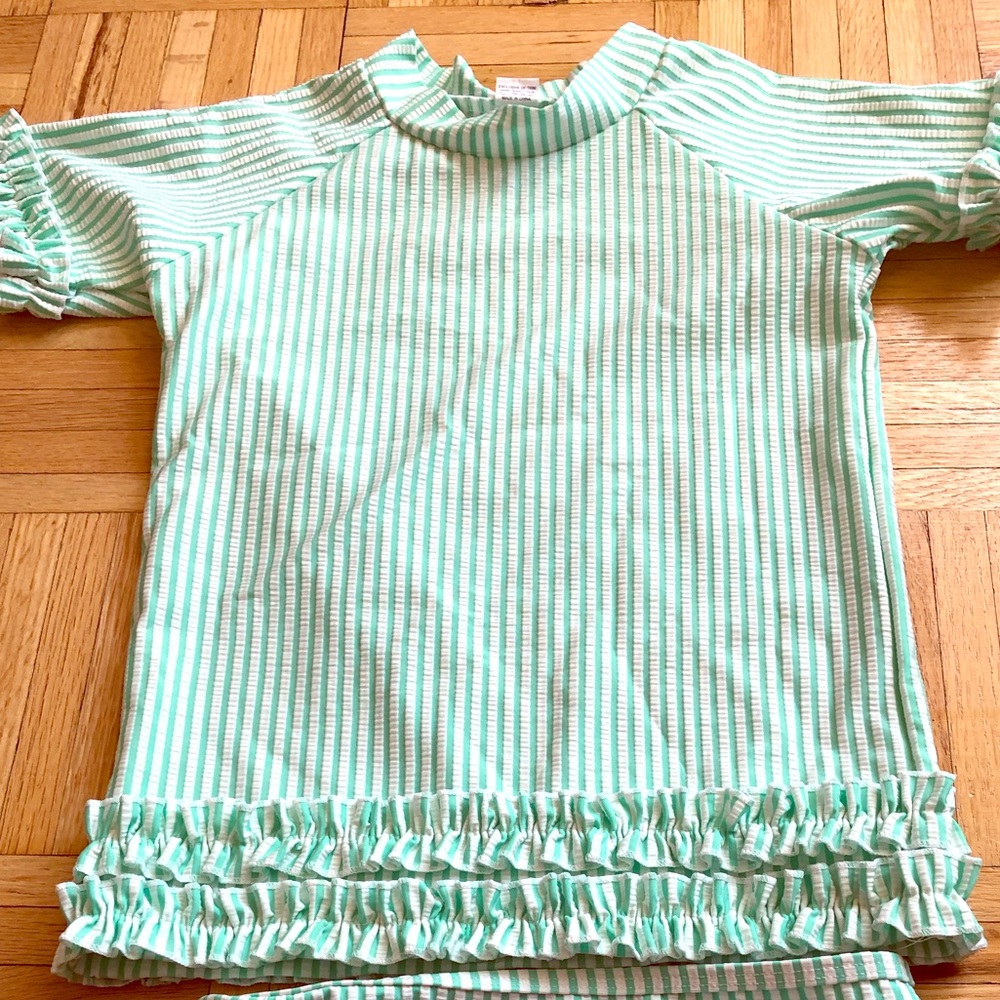 Ruffle Butts Green Seersucker Rash Guard Set SZ 7